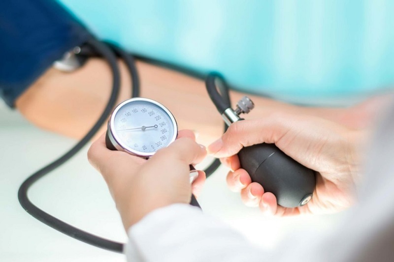 نشانه های فشار خون بالا چیست