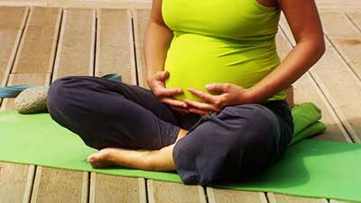 یوگا در دوران بارداری به زایمان راحت کمک میکند !