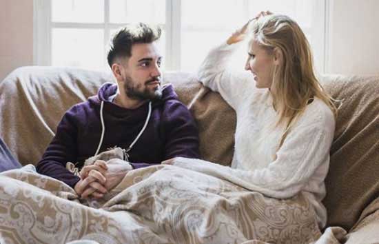 چگونه درمورد مسائل جنسی با همسرمان حرف بزنیم؟