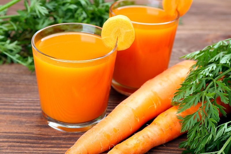 ده مورد از فواید آب هویج