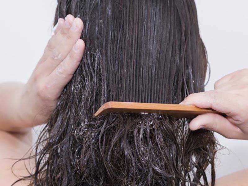 عادت های اشتباه در مورد موهای آسیب دیده