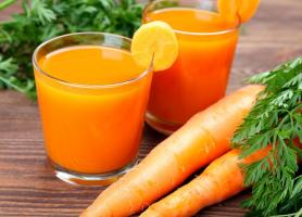 ده مورد از فواید آب هویج