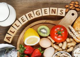 آلرژی غذایی چه علائمی دارد؟