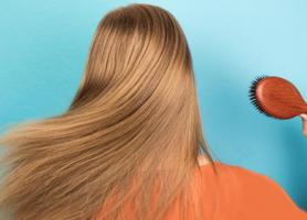 ریزش مو یکی از علائم طولانی مدت کرونا