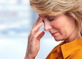 چگونه سردرد دوران یائسگی را درمان کنیم